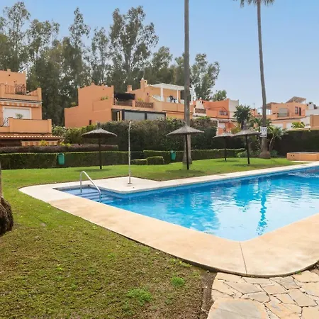 Апартаменты Playa Vistamar